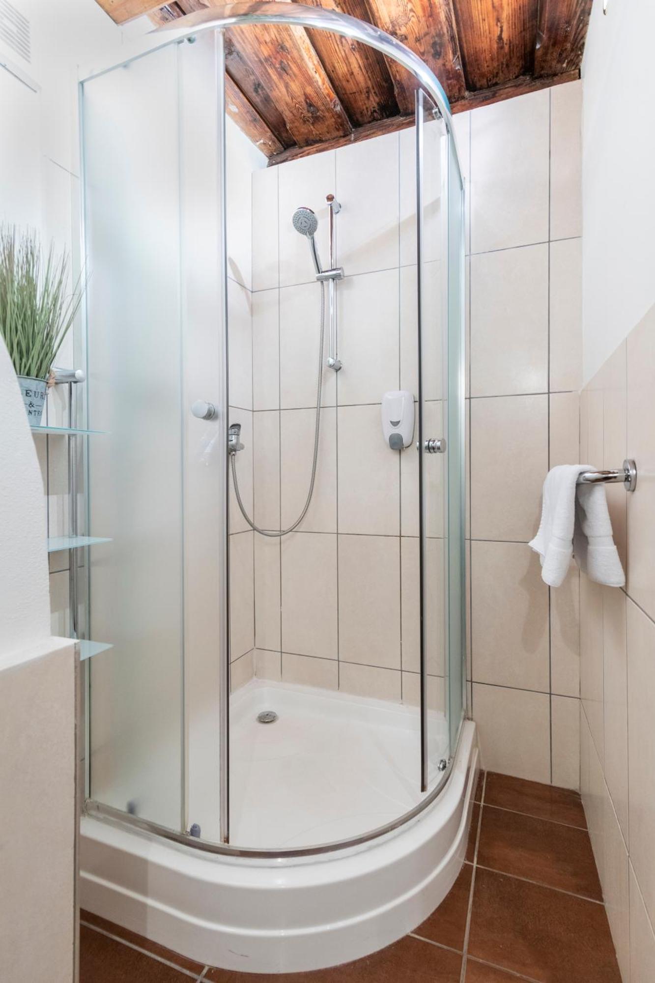 20 Seconds To Charles Bridge Apartment Прага Екстериор снимка